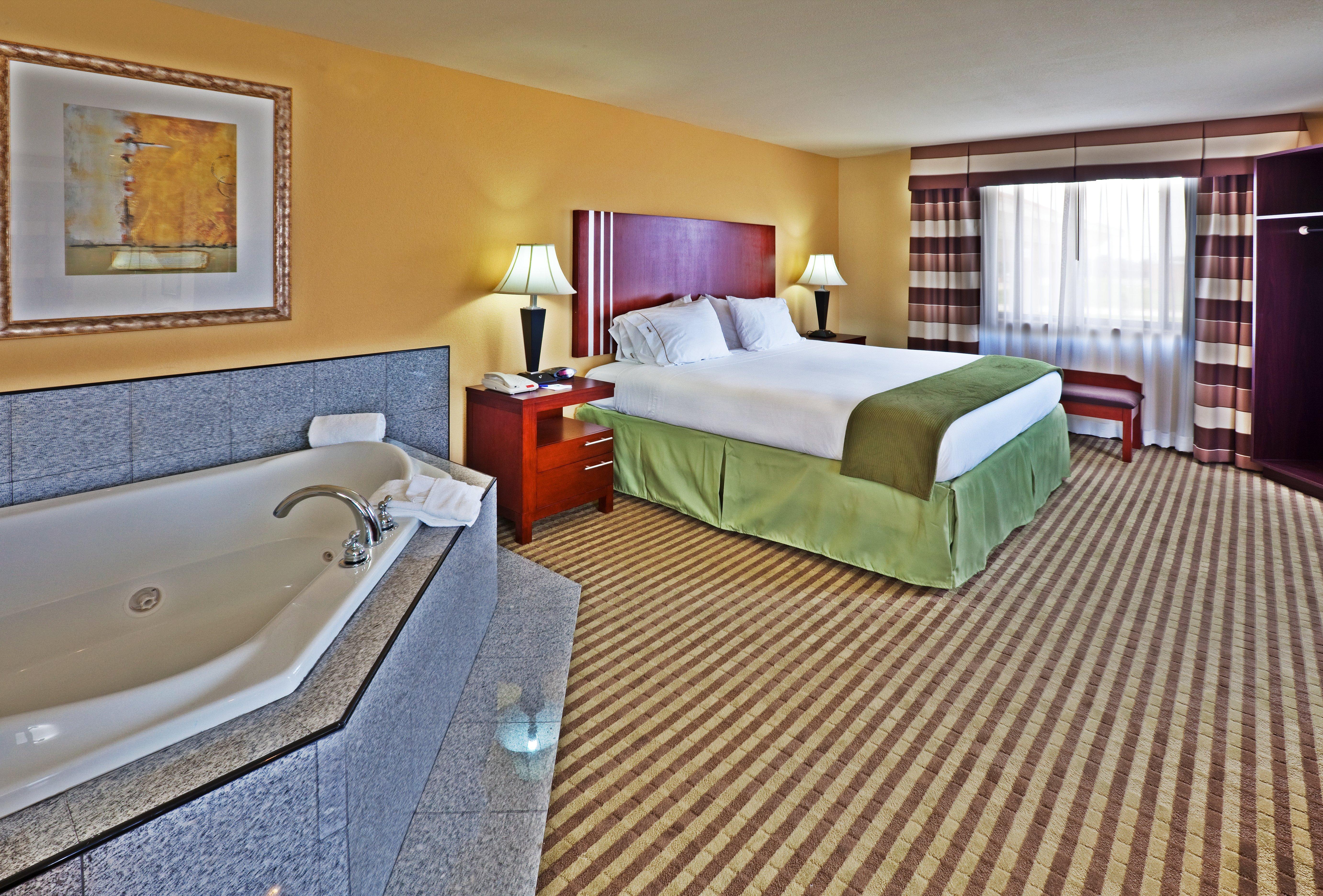 Holiday Inn Express Ponca City By Ihg Exterior photo