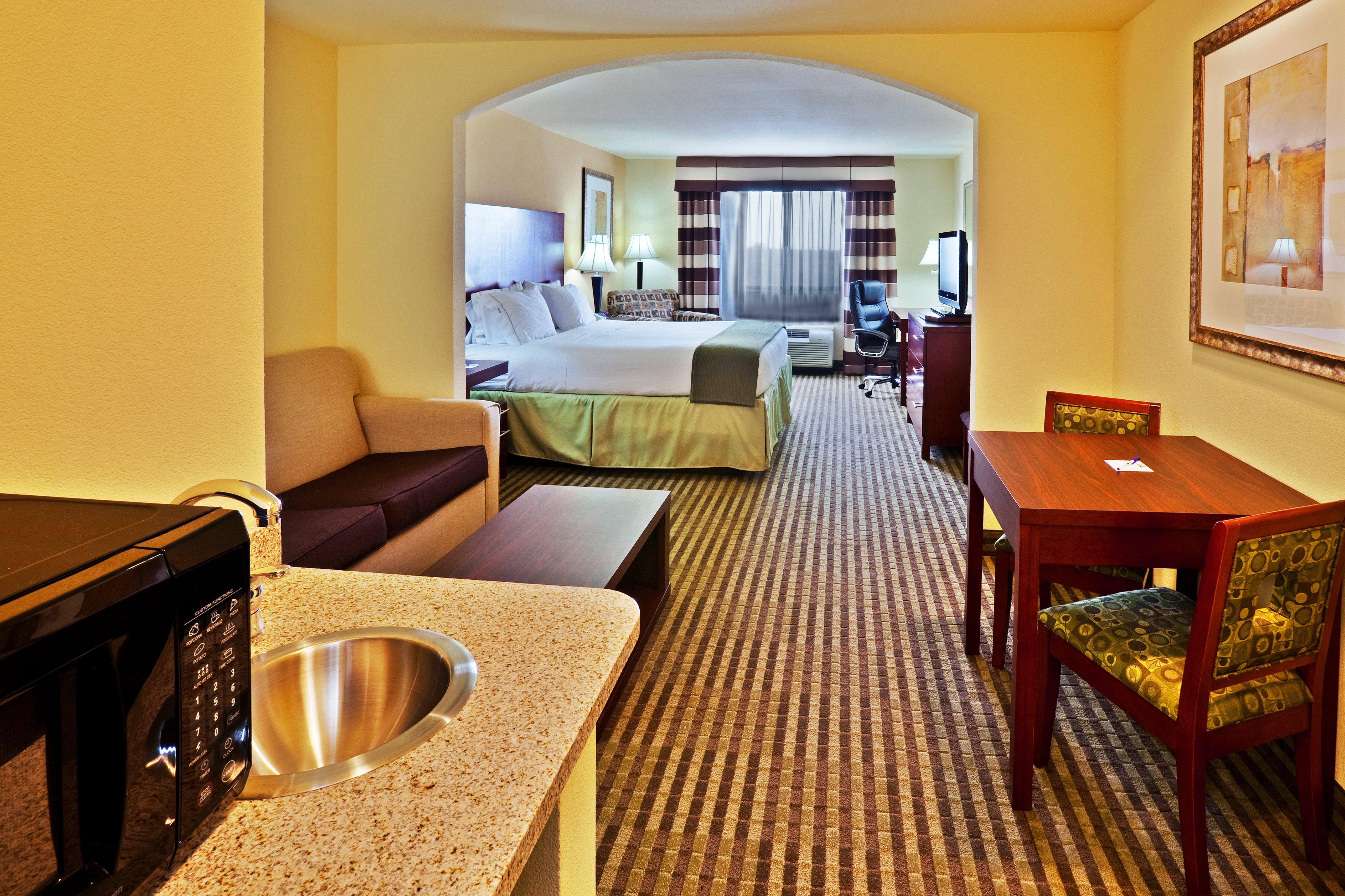 Holiday Inn Express Ponca City By Ihg Exterior photo