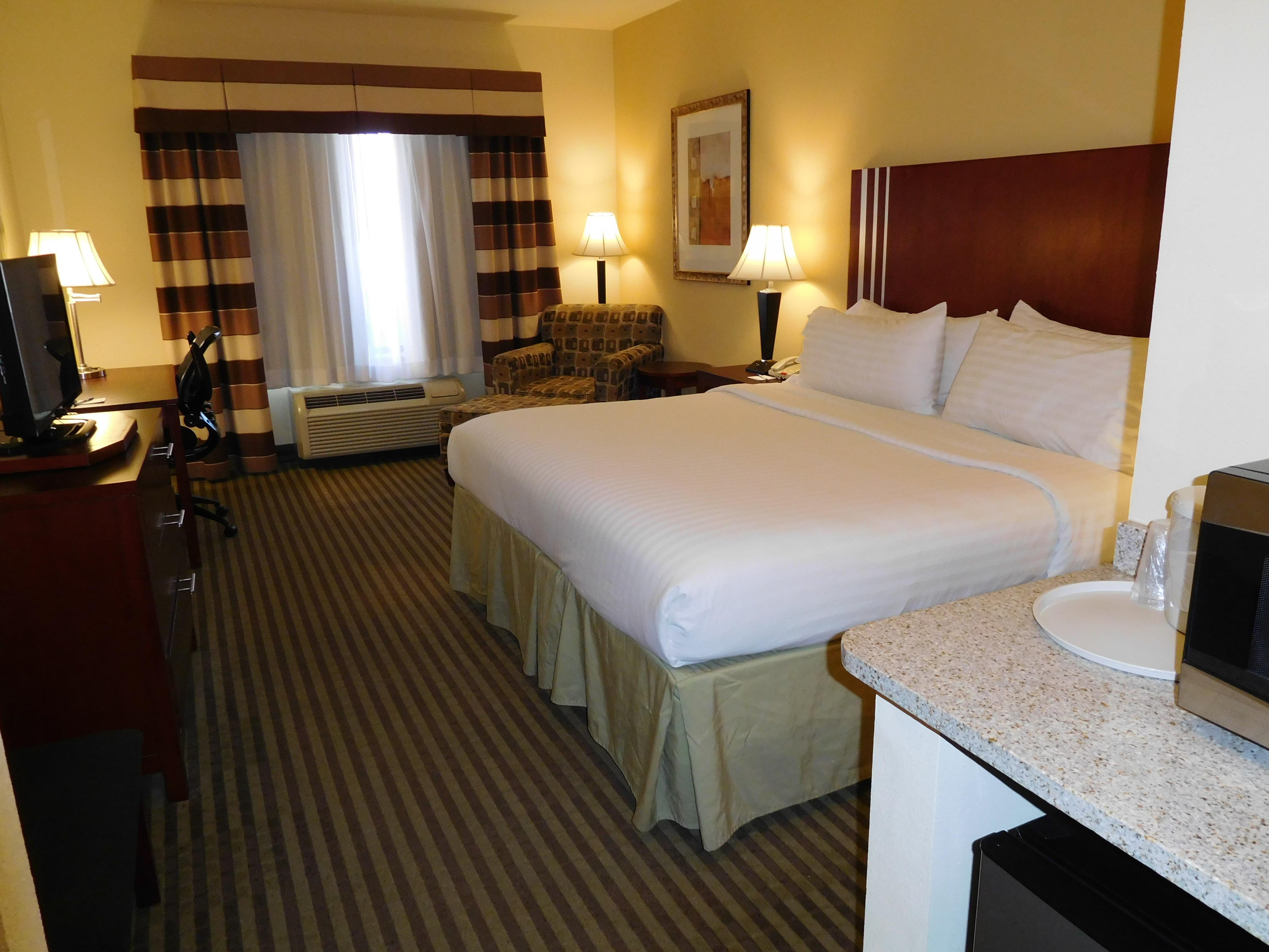 Holiday Inn Express Ponca City By Ihg Exterior photo