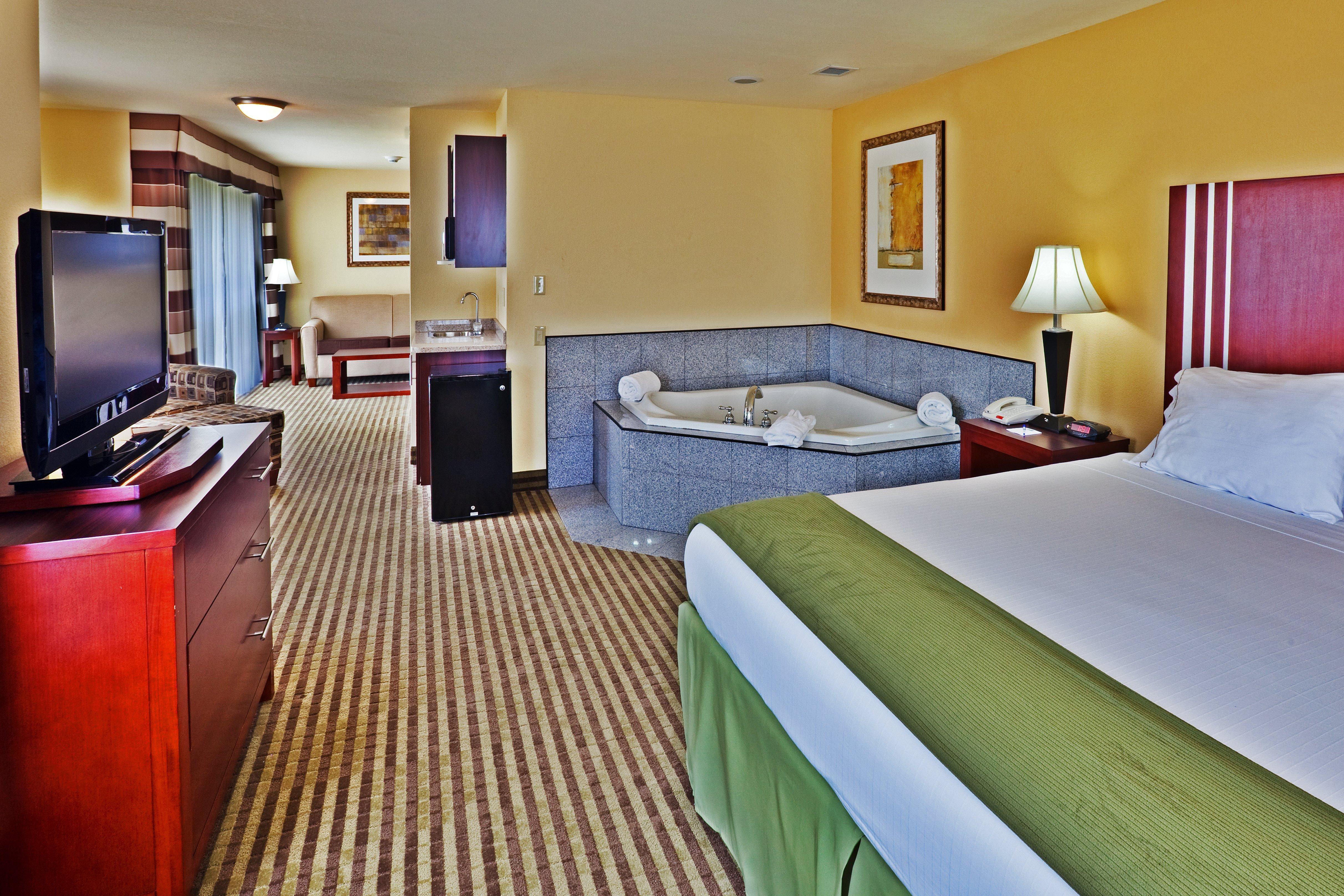 Holiday Inn Express Ponca City By Ihg Exterior photo